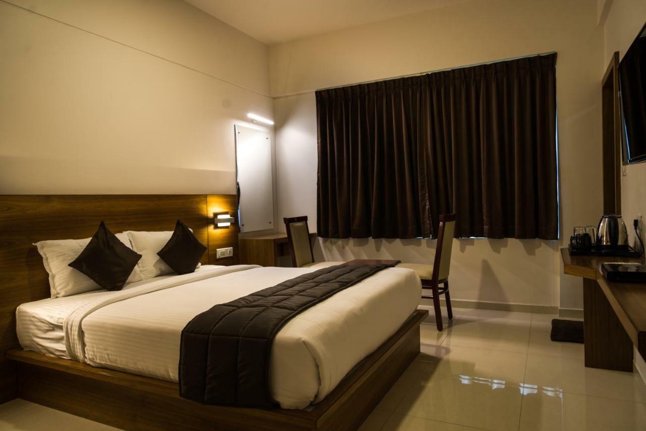 Heritage Inn Mysore Eksteriør bilde