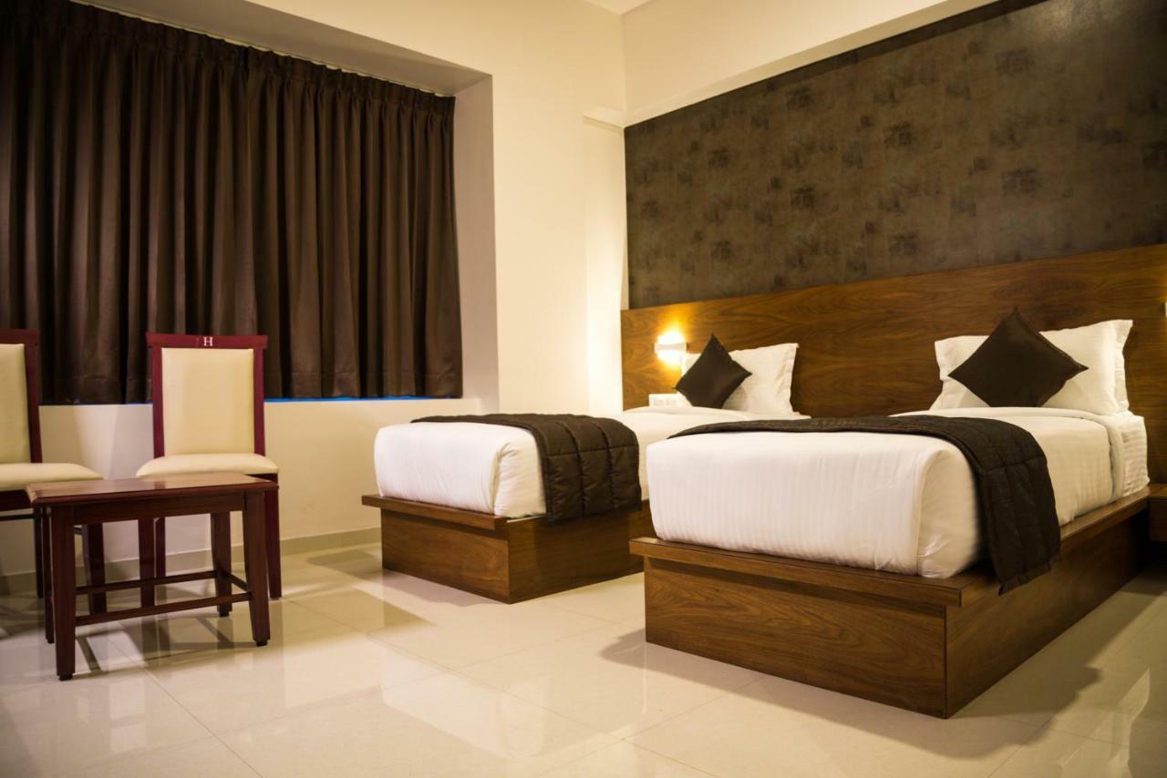 Heritage Inn Mysore Eksteriør bilde