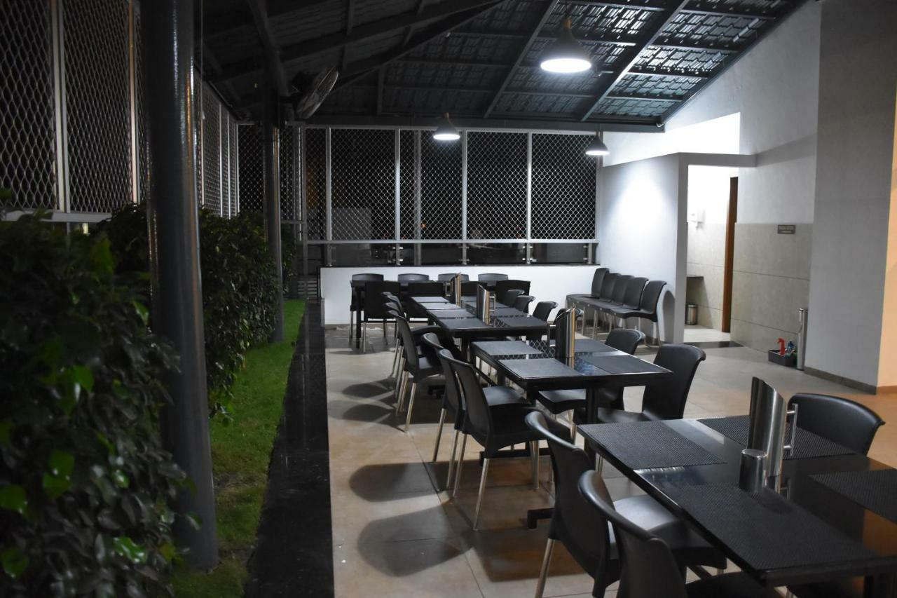 Heritage Inn Mysore Eksteriør bilde